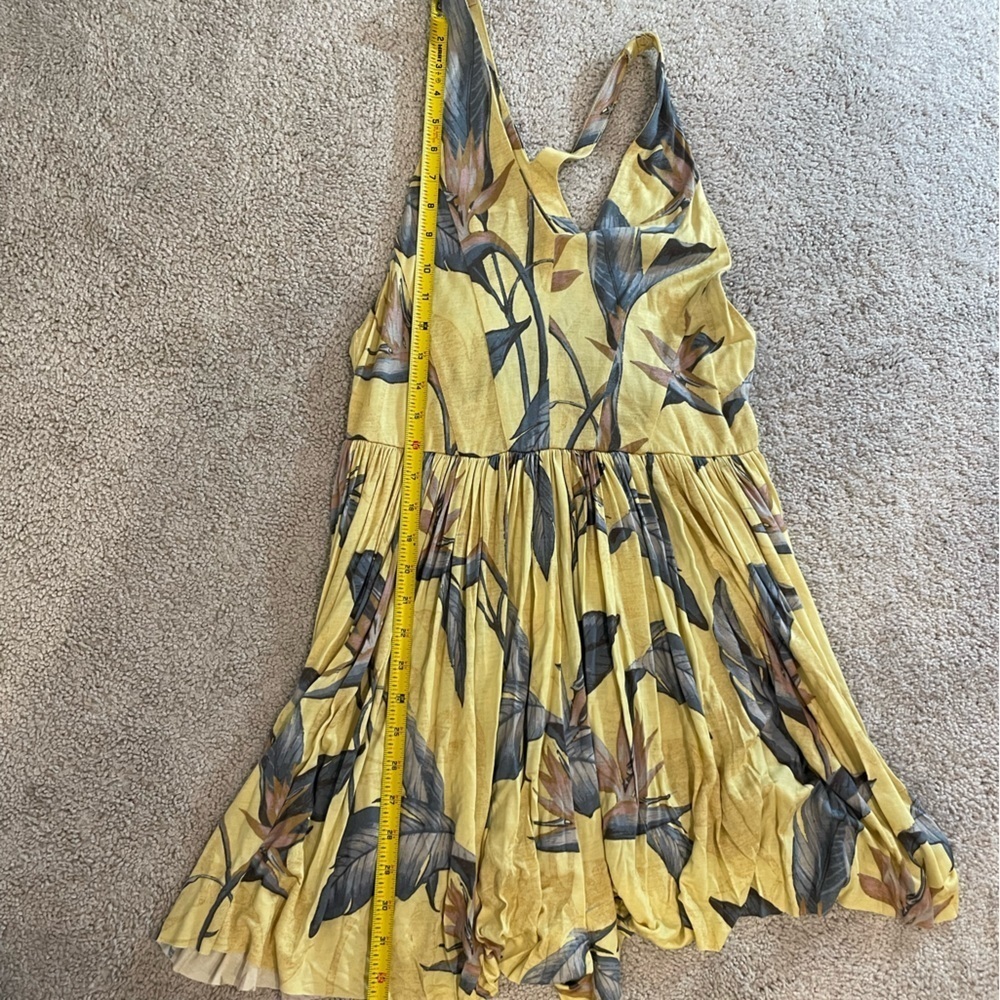 Urban Outfitters Kimchi Blue Printed Halter Romper - Picture 12 of 16